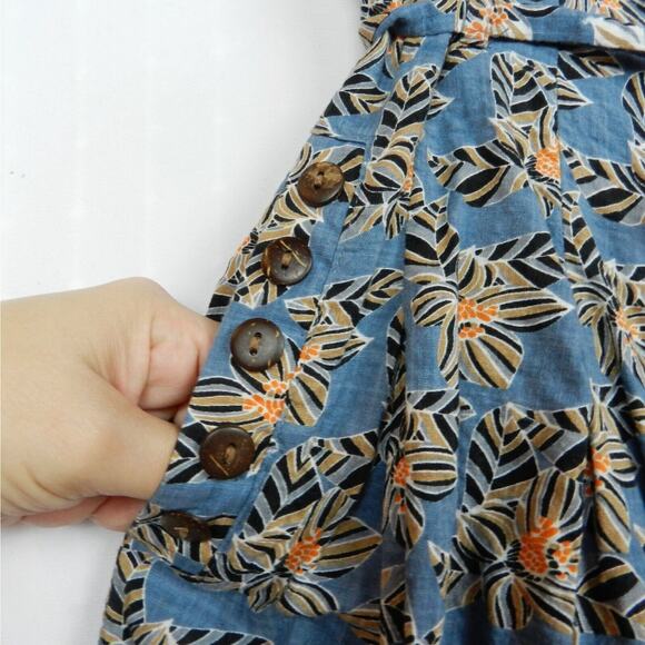 ModCloth Tropical Button Front Skirt Size 10 Blue Floral Below Knee Midi Pockets - Picture 8 of 8